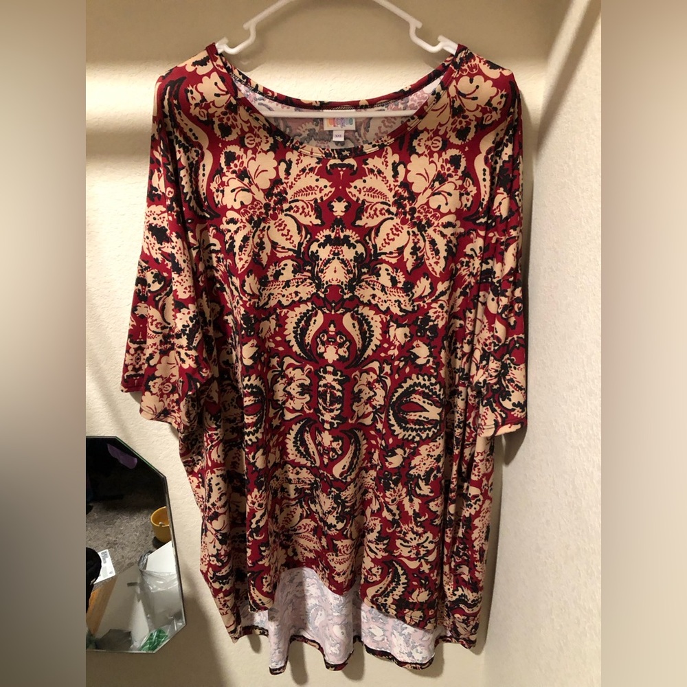 Lularoe Irma - perfect tee/tunic!